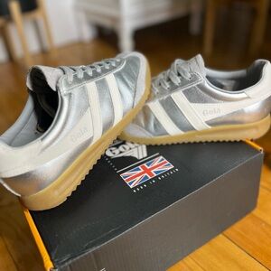 Gola Women’s Metallic Silver and Cream Sneakers